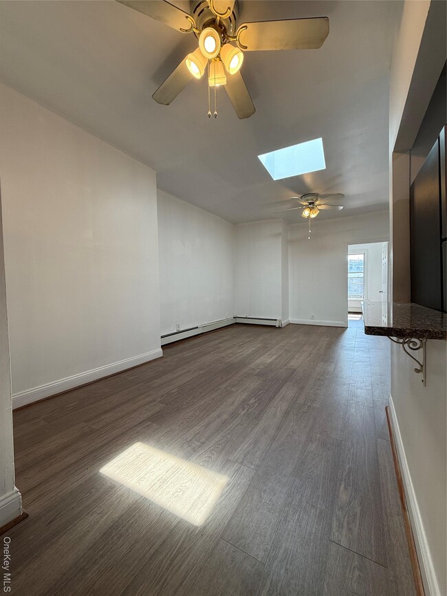 Building Photo - 43 Troutman St