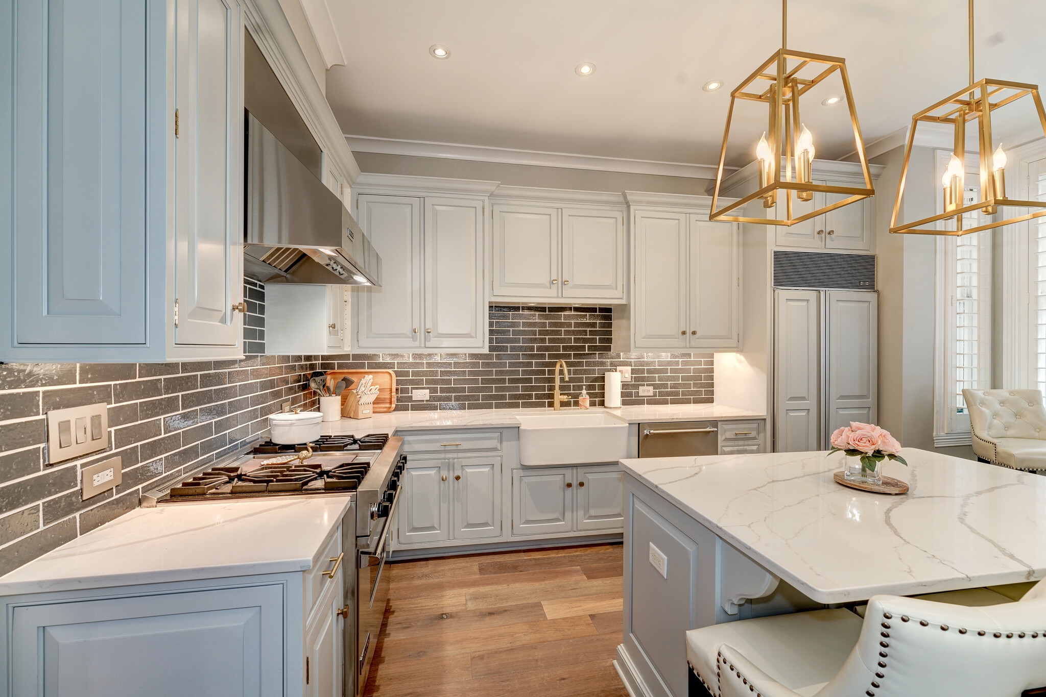 Spectacular kithen with loads of counter & cabinet space! - 1237 29th St NW