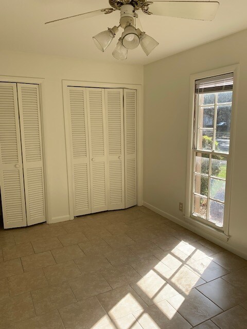 Building Photo - 1504 Dauphin St