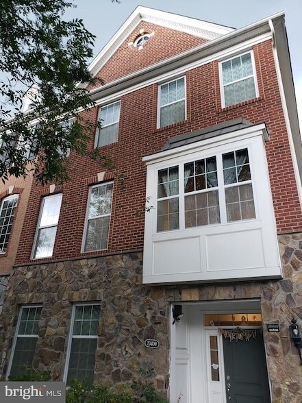 Building Photo - 23409 Berkeley Meadows Dr