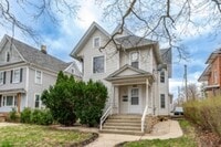 Building Photo - 1613 E State St