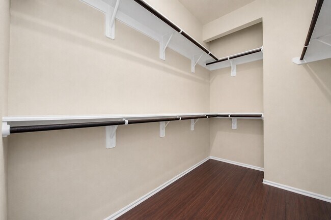 Building Photo - 3111 Dakota Falls Dr