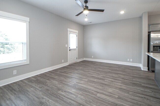 Building Photo - 1606 Jonathan Wade Cir