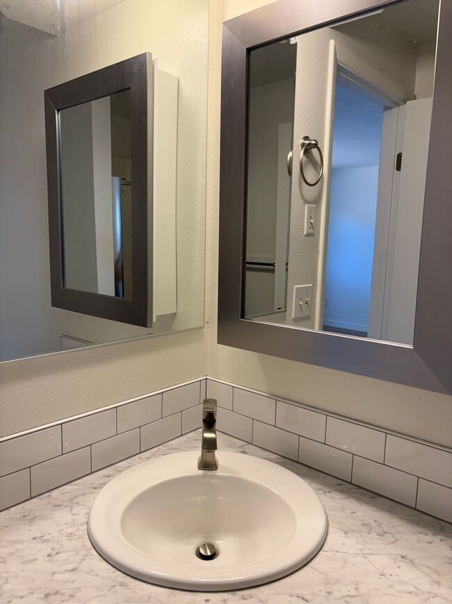 Building Photo - Full of Light—Your Next Home Awaits!