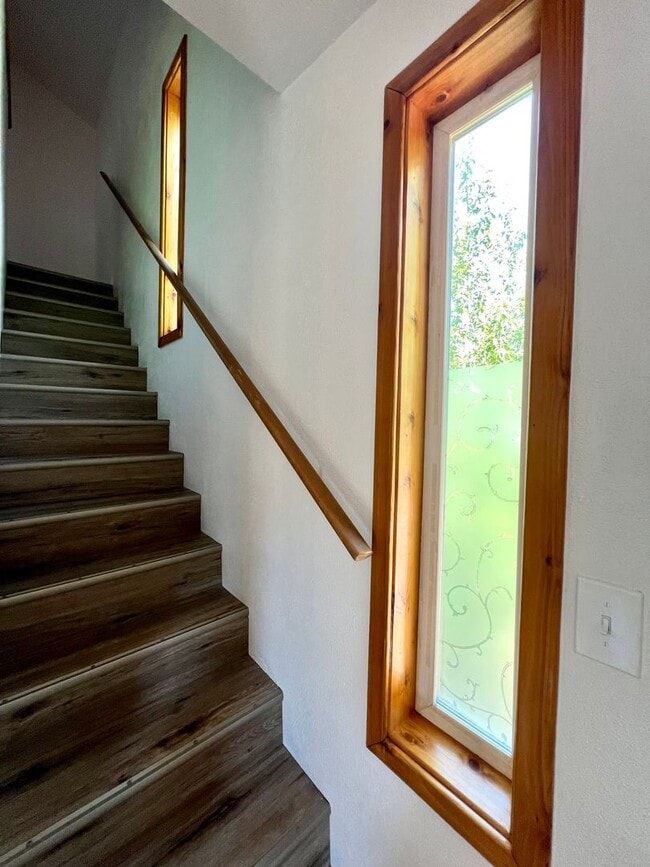 Building Photo - LONG TERM RENTAL