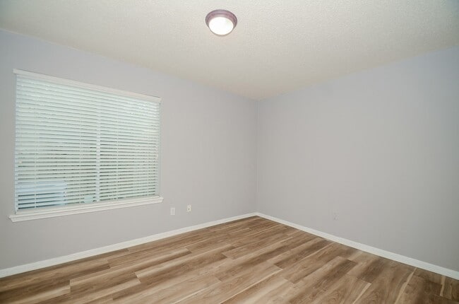Building Photo - 12722 Ashford Brook Dr