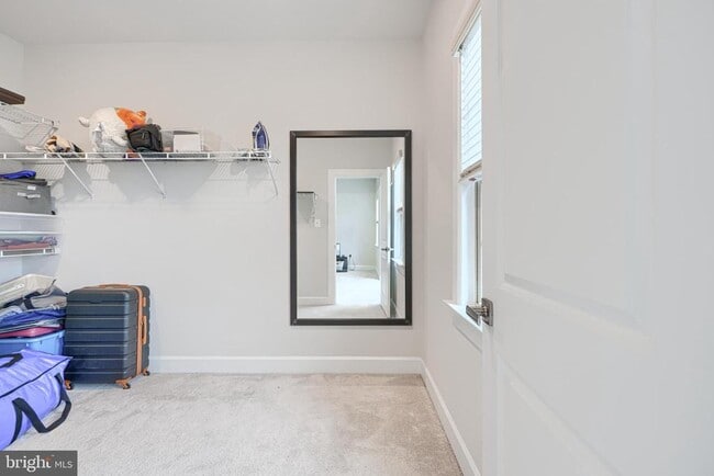 Building Photo - 7123 Starmount Ct