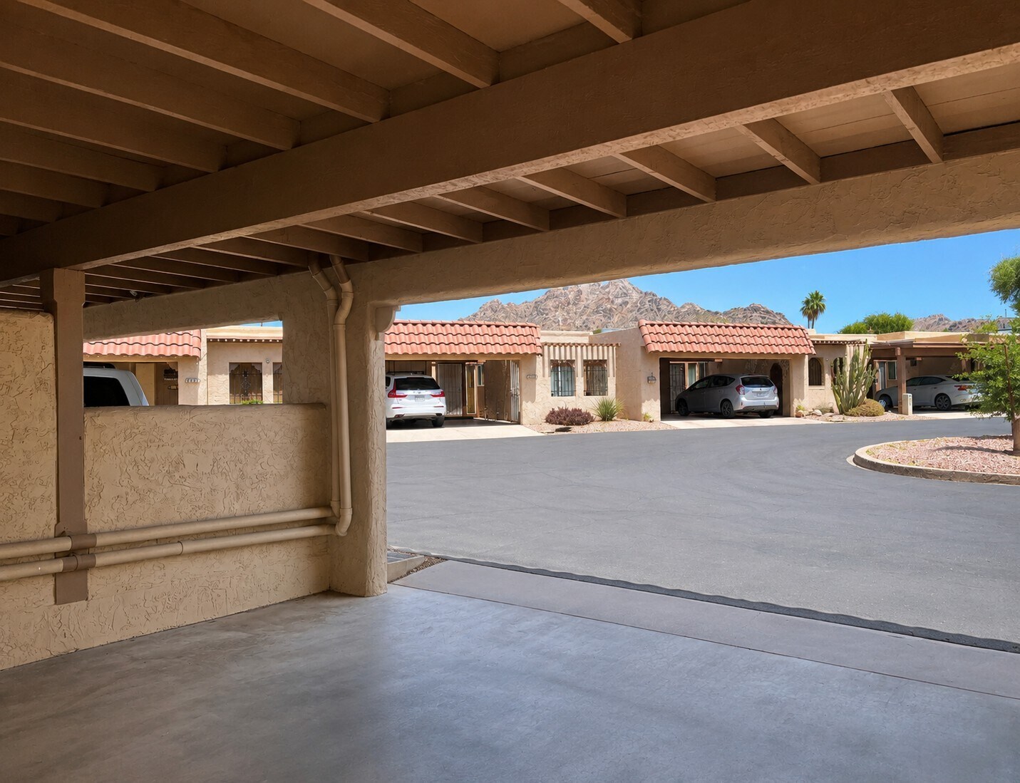 Building Photo - 6724 N Ocotillo Hermosa Cir