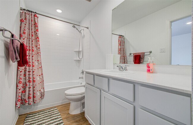 Building Photo - 21575 Carosella Dr