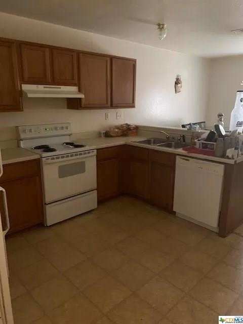 Building Photo - 2804 Cantabrian Dr