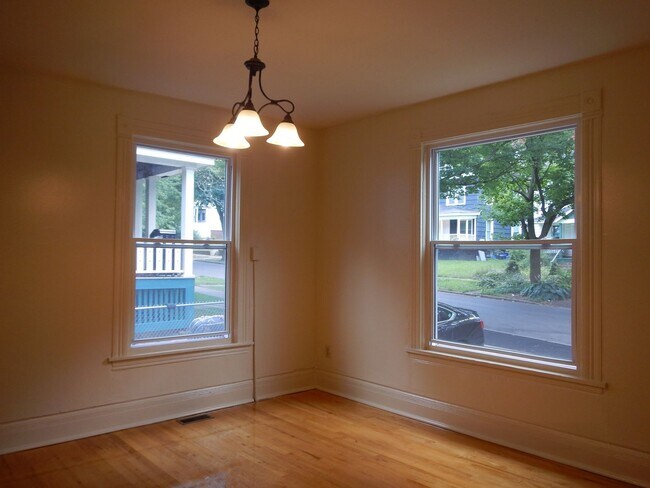 Building Photo - 1311 Madison St