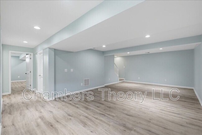 Building Photo - 42211 Marcy Way