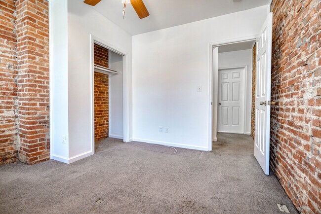 Building Photo - 1647 S Hanover St