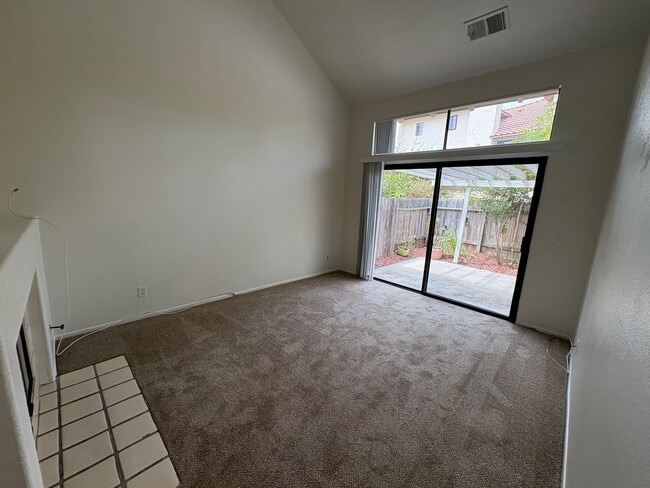 Building Photo - Beautiful 3 Bedroom Carmel Valley Townhome Near Del Mar Beaches & Top-Rated Schools