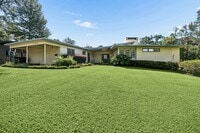 Building Photo - 1332 Knollwood Dr