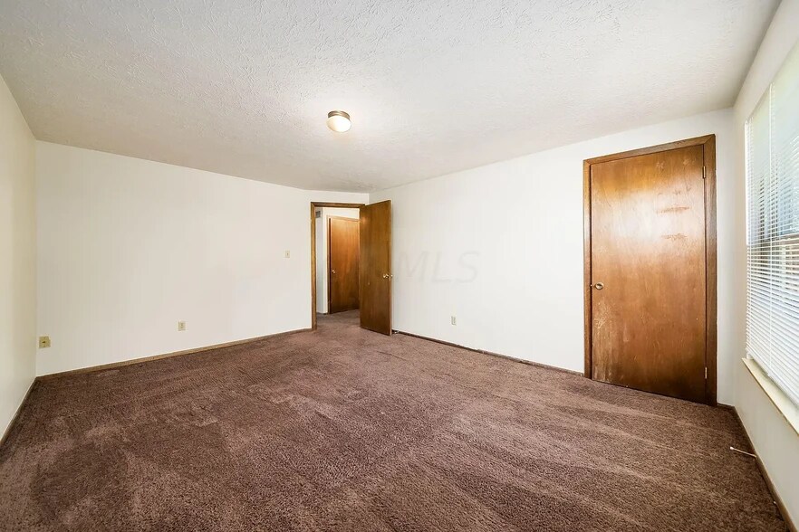 Building Photo - 3047 Bethel Rd