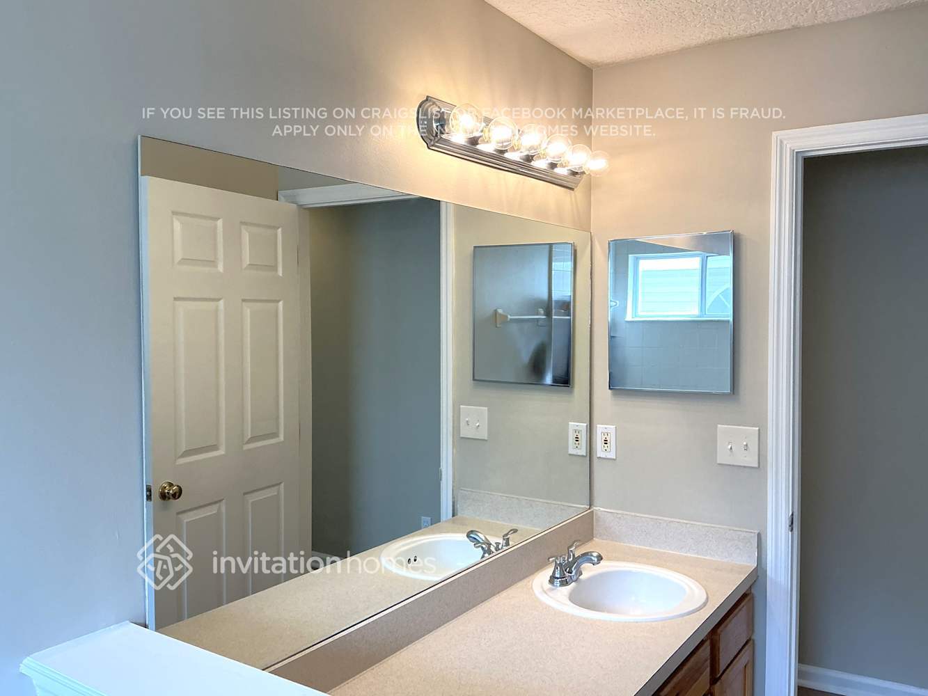 Building Photo - 12766 Dunns View Dr