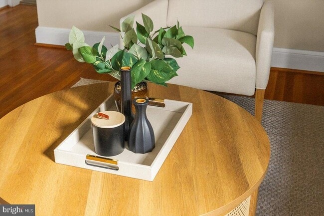 Building Photo - 312 Shawnee Ave