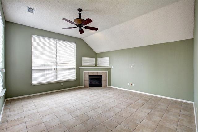 Building Photo - 2120 Los Rios Blvd
