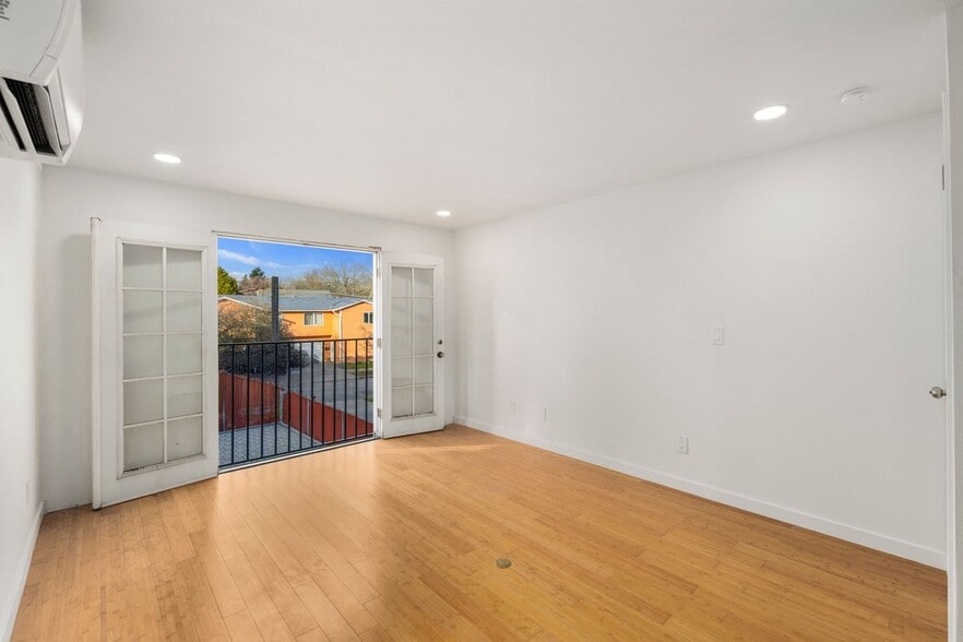 Building Photo - 2411 S Norman St