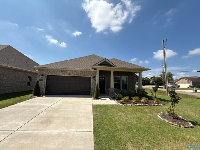 Building Photo - 24008 Quints Dr