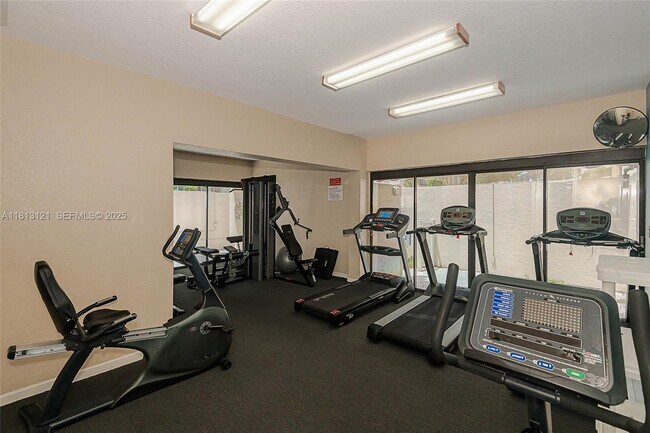 Building Photo - 777 S Federal Hwy