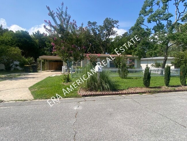 Primary Photo - 9 Okahatchee Cir SE