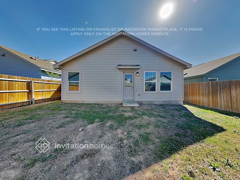 Building Photo - 10515 McClintock Dr