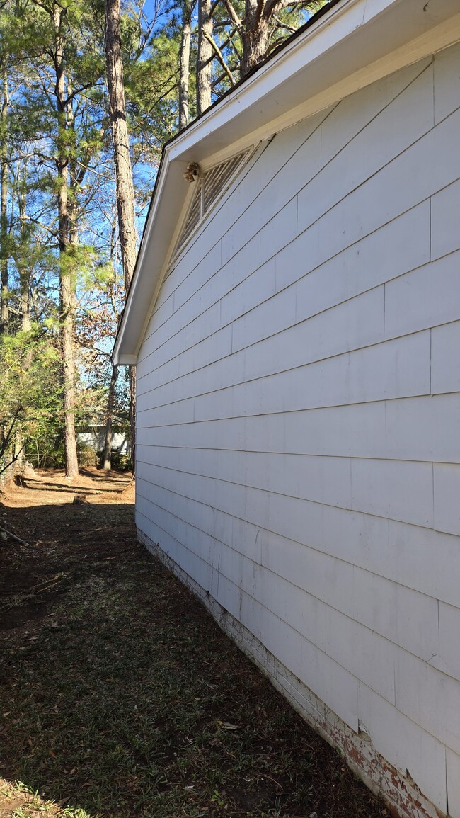 Building Photo - 512 Woodward Ave