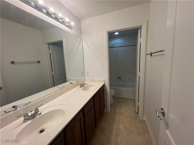 Building Photo - 1550 Midnight Cowboy Ct
