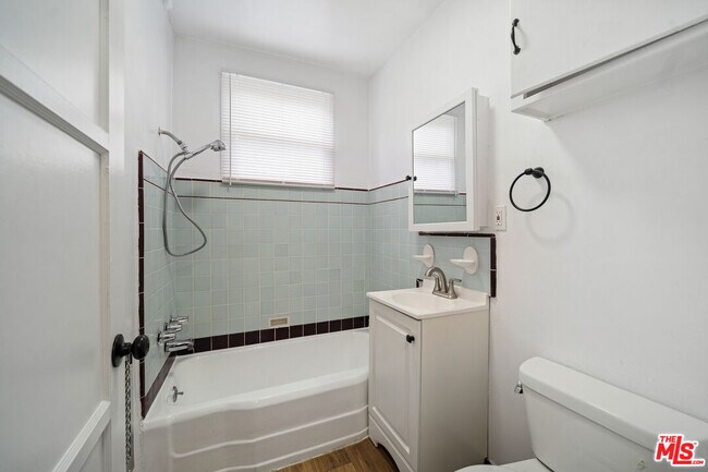 Building Photo - 4010 Los Feliz Blvd