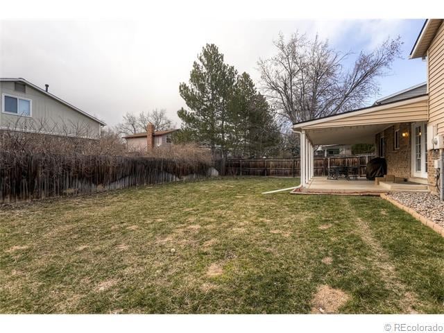 Huge fenced backyard / Pet triendly - 7091 Beech Street