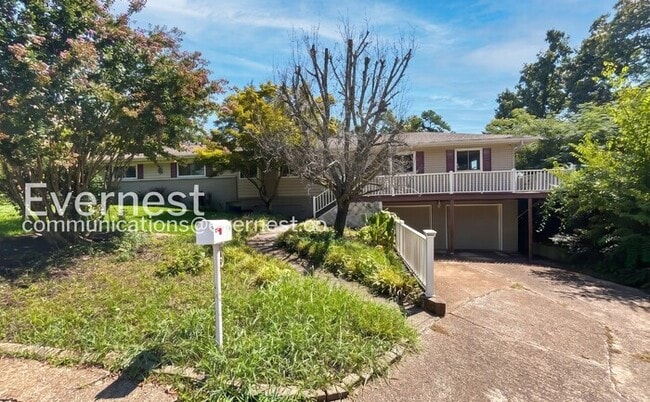 Building Photo - 826 Claremont Ct