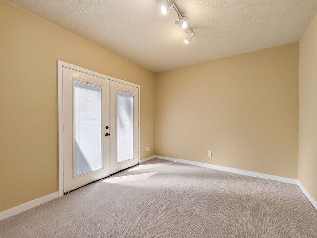 Building Photo - 11107 Gambel Oak Cir
