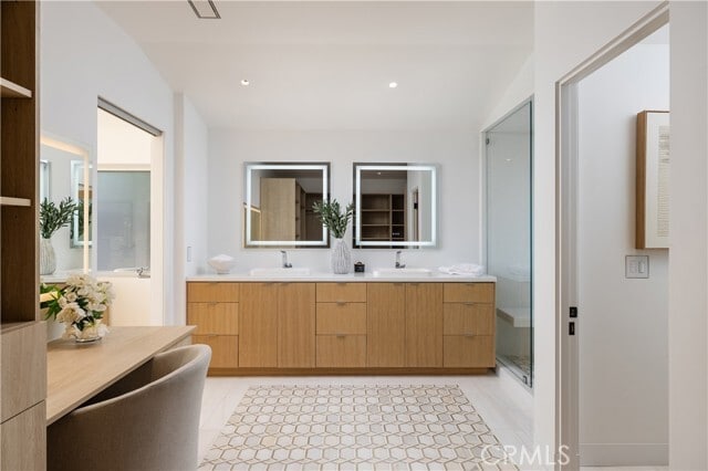 Building Photo - 1789 Nantucket Pl