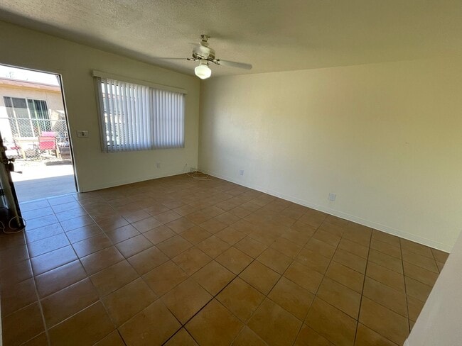 Building Photo - Two Bedroom With A/C, Fenced Yard and Wash...