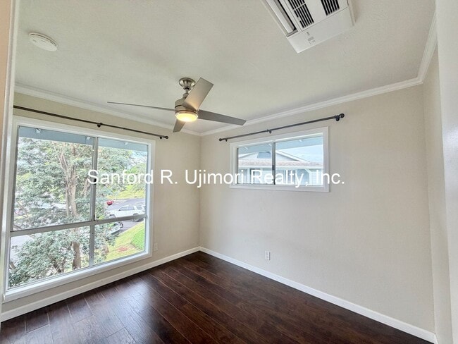 Building Photo - lumif201