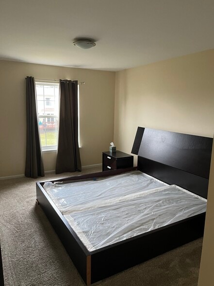 Master bedroom - 3079 Ailsa Craig Dr