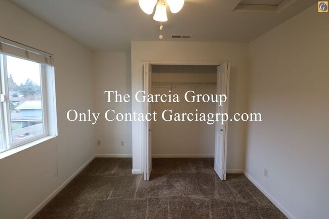 Building Photo - 1129 Lilac St