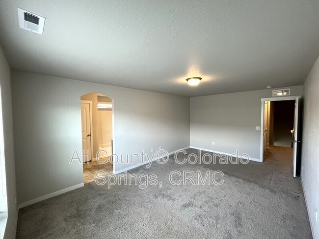 Building Photo - 4097 Warthog Hts