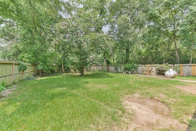 Building Photo - 811 Liberty Way