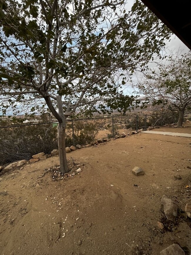 Building Photo - AVAILABLE NOW $200 off First Month Rent