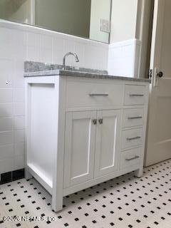 Building Photo - 3664 Riverside Ave