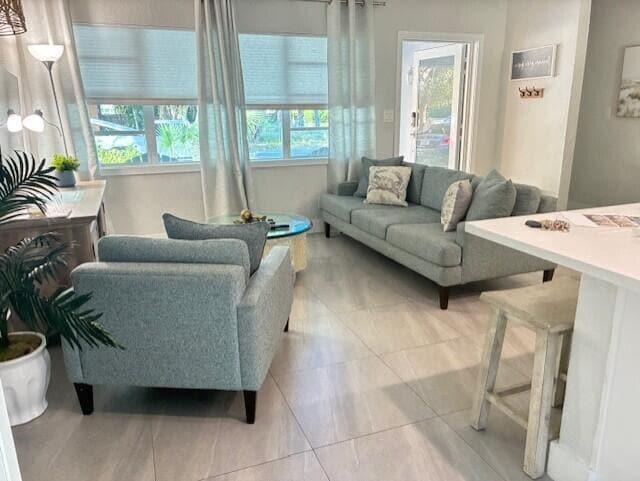 Building Photo - 3414 Spring St