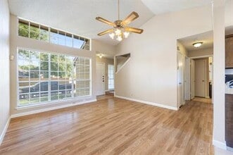 Building Photo - Great location! Two Bedroom two bath Condo