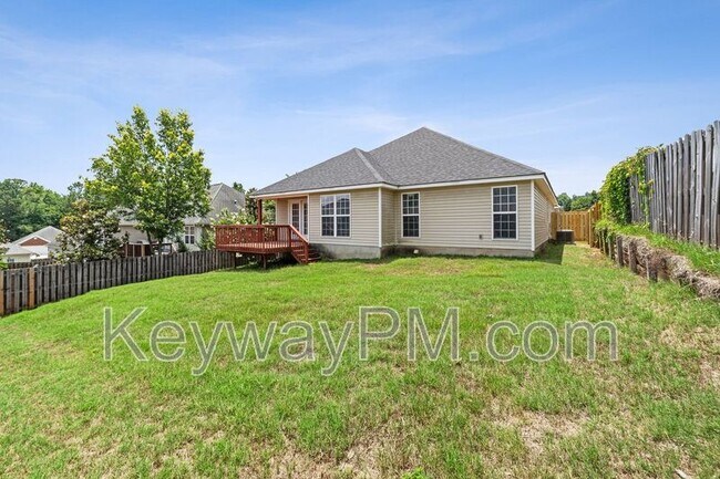 Building Photo - 304 Elbrus Way