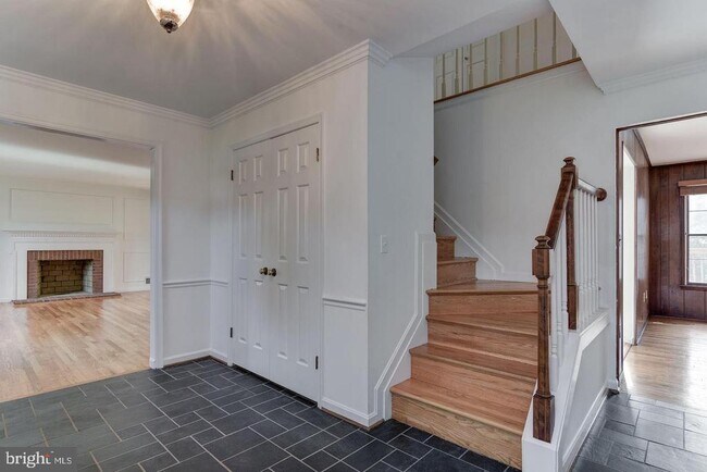 Building Photo - 9601 Persimmon Tree Rd