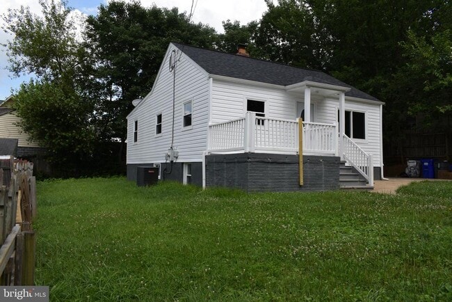 Primary Photo - 12323 DEWEY