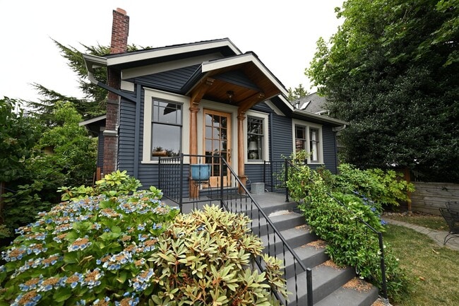 Primary Photo - 3bd/2ba Seattle Home