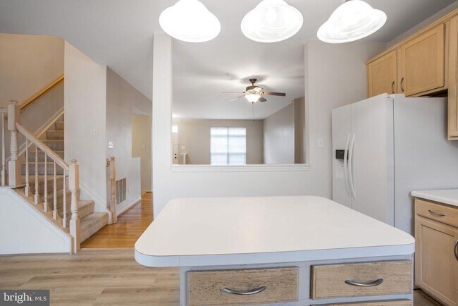 Building Photo - 13008 Shamrock Glen Dr